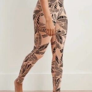 Aerie Palm Leaf Print 7/8 Leggings Size M